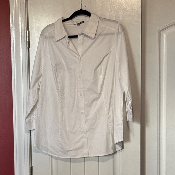 Jessica London Tops - Jessica London Classic White Button-Down Blouse